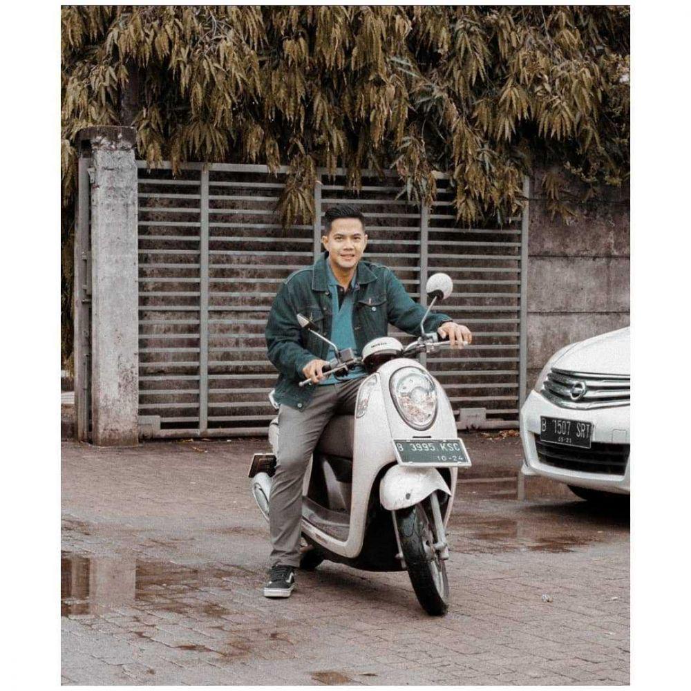10 Potret Kece Arie Andika, 'Suami Antagonis' yang Bikin Gagal Fokus!
