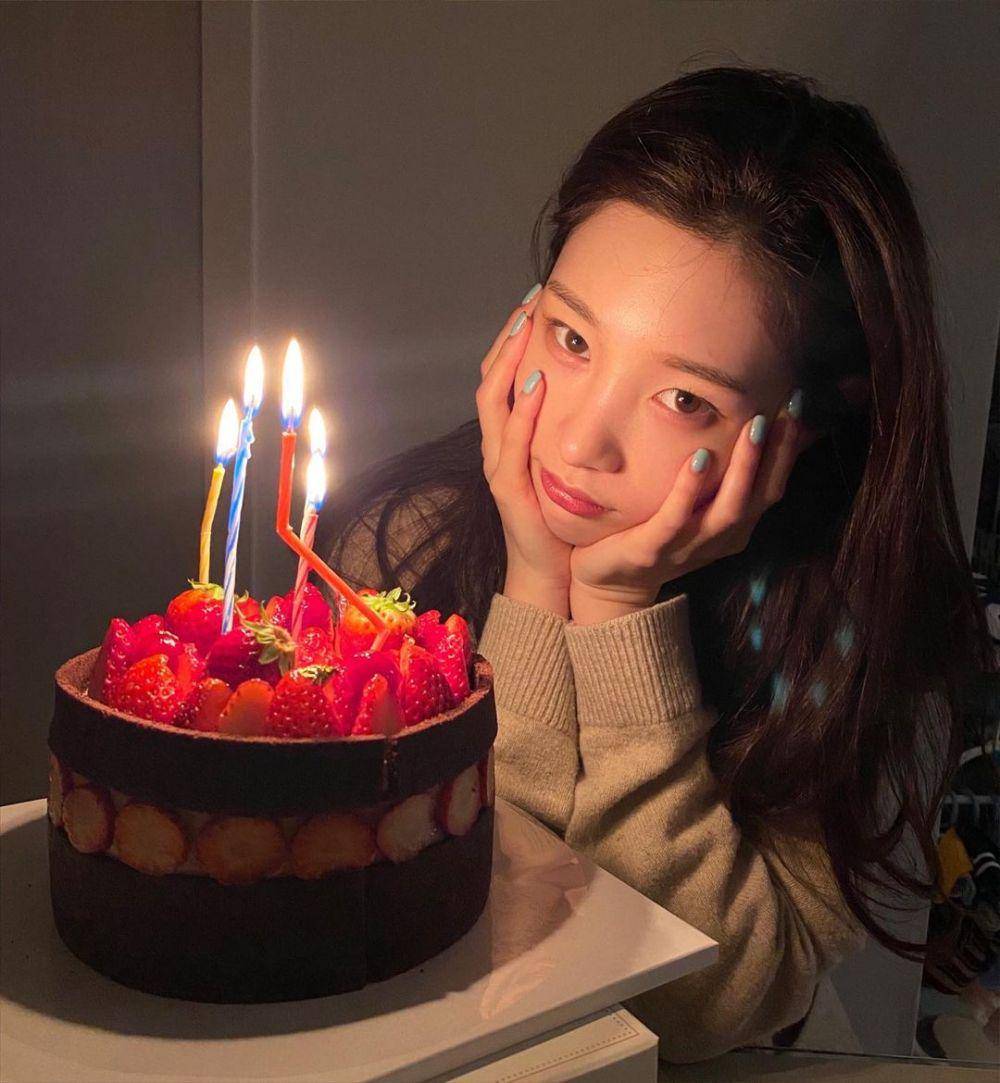 instagram.com/j_chaeyeoni
