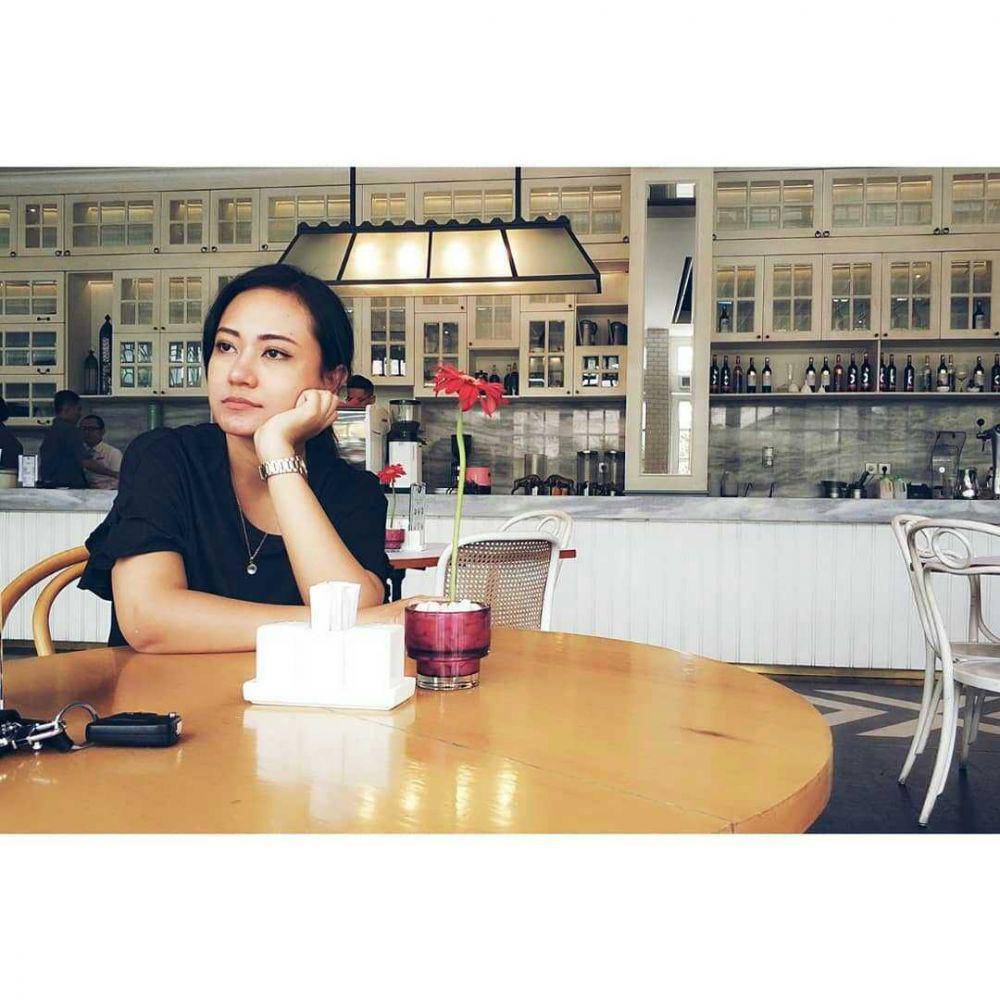 instagram.com/aiu_rp