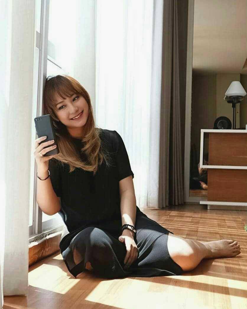 instagram.com/aiu_rp