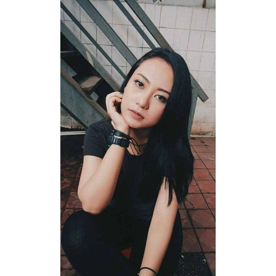instagram.com/aiu_rp