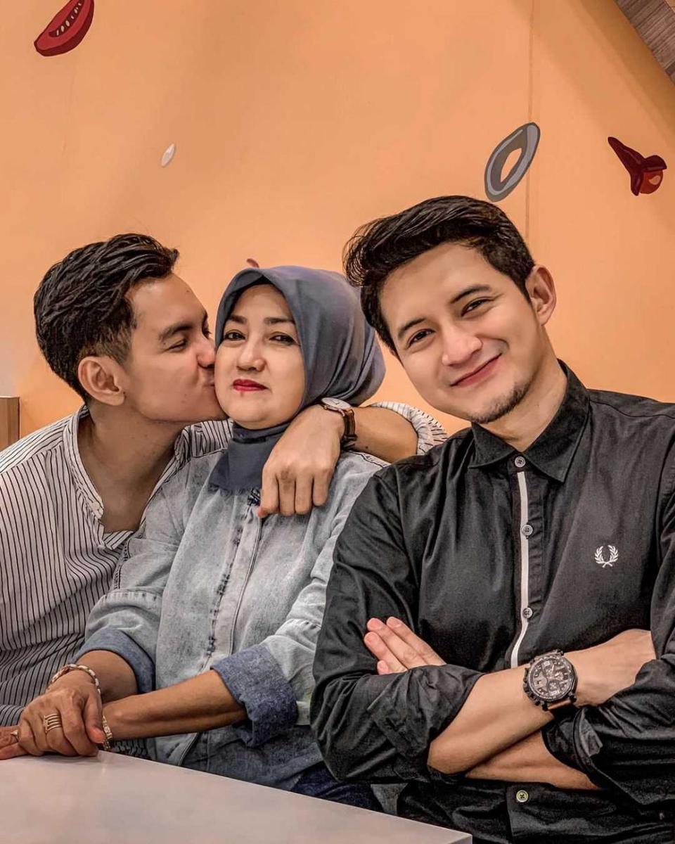 Instagram.com/aditsur88