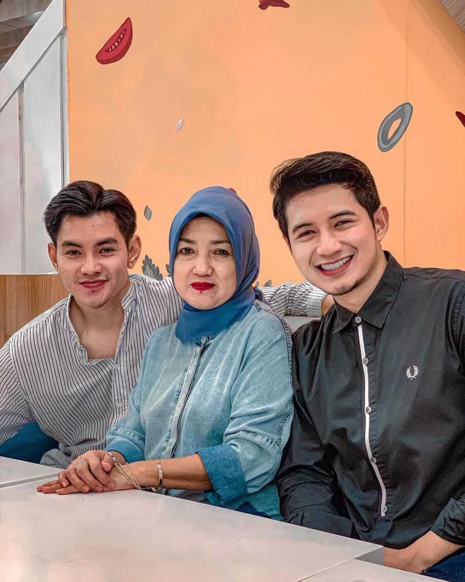 Instagram.com/aditsur88