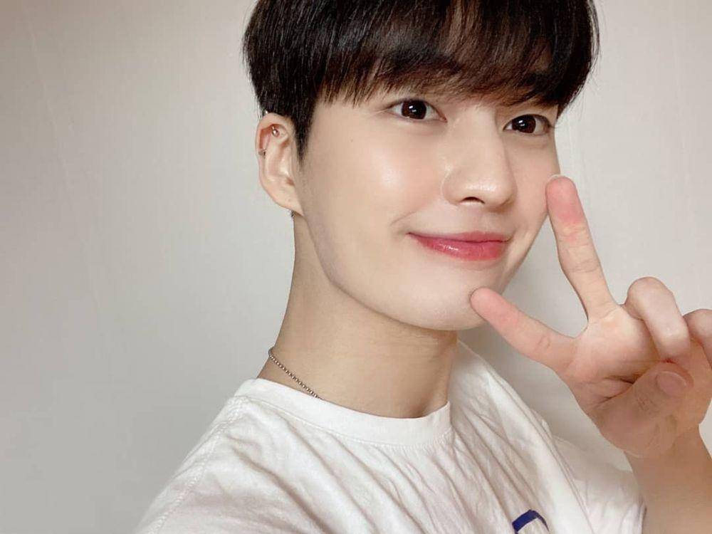 Instagram.com/u10t_official