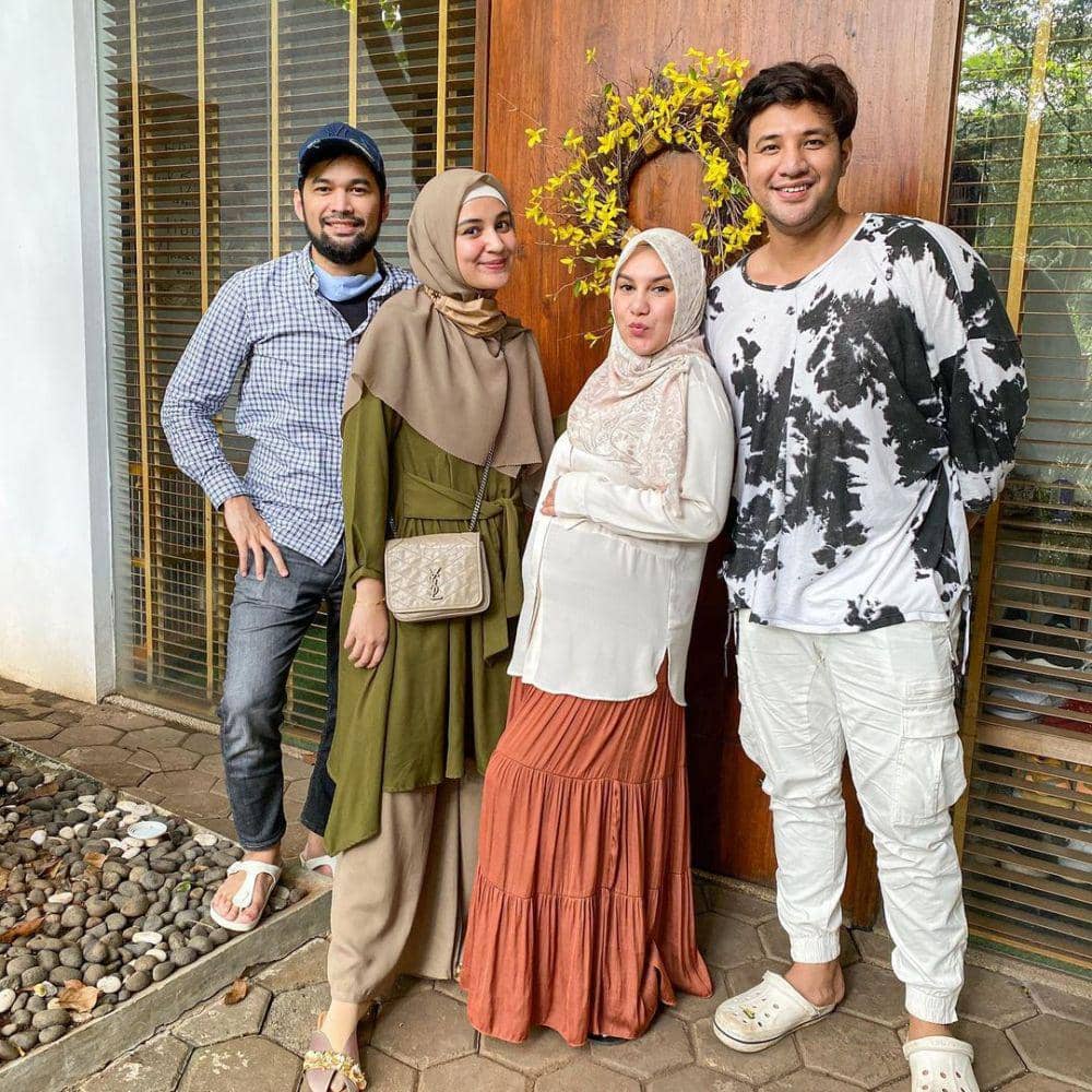 Instagram.com/shireensungkar