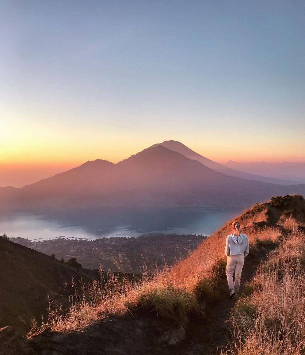 Sunrise di Gunung Batur (instagram.com/reise_rebellen)