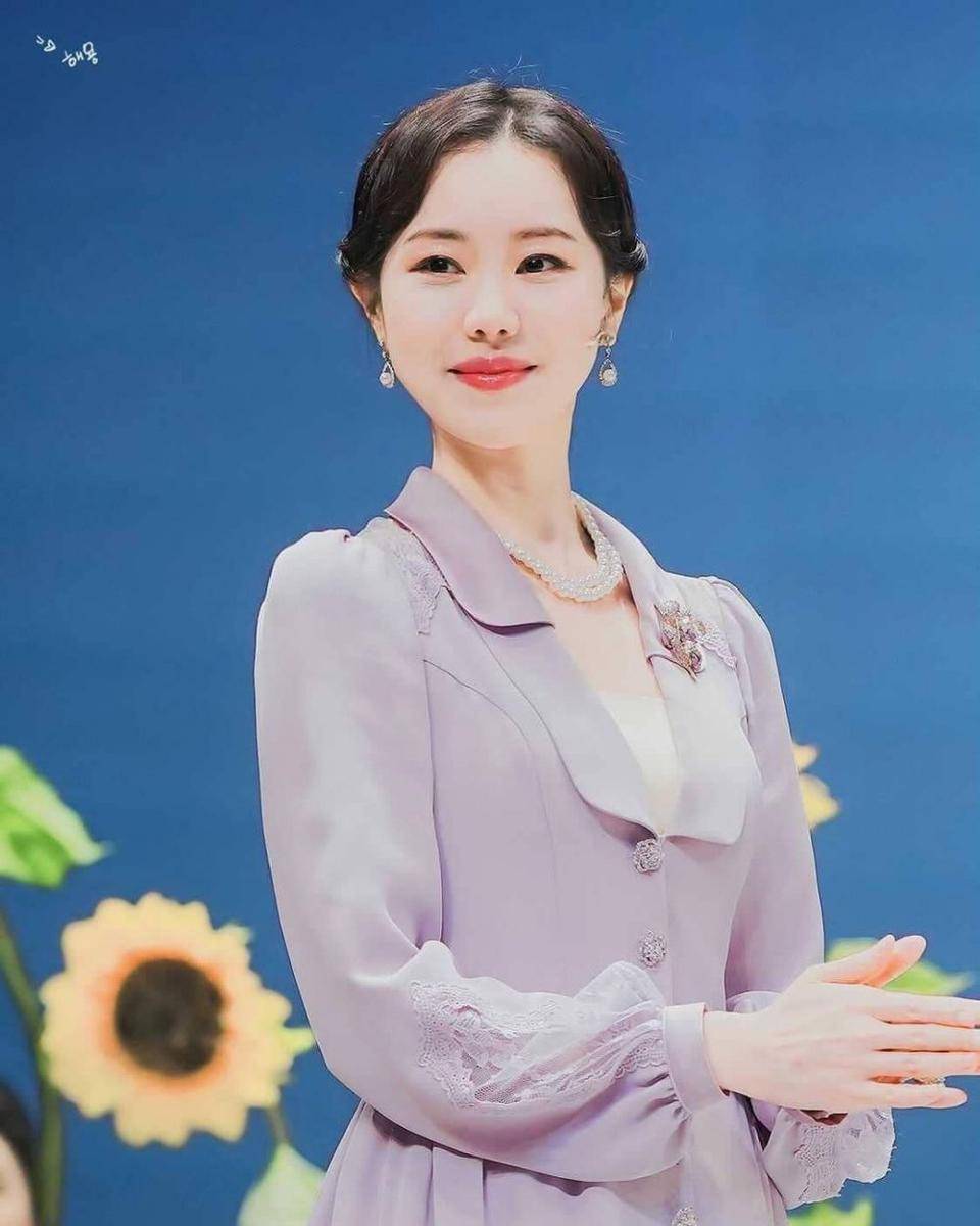 instagram.com/__kimyewon