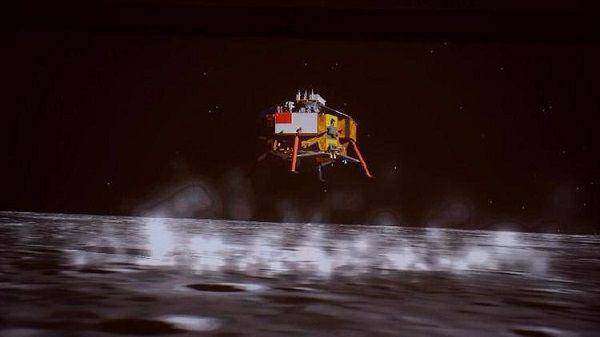 Pendaratan pesawat ruang angkasa buatan Tiongkok, Chang'e-5, di Bulan pada tanggal 1 Desember 2020 waktu setempat. (Twitter.com/NASAWatch)