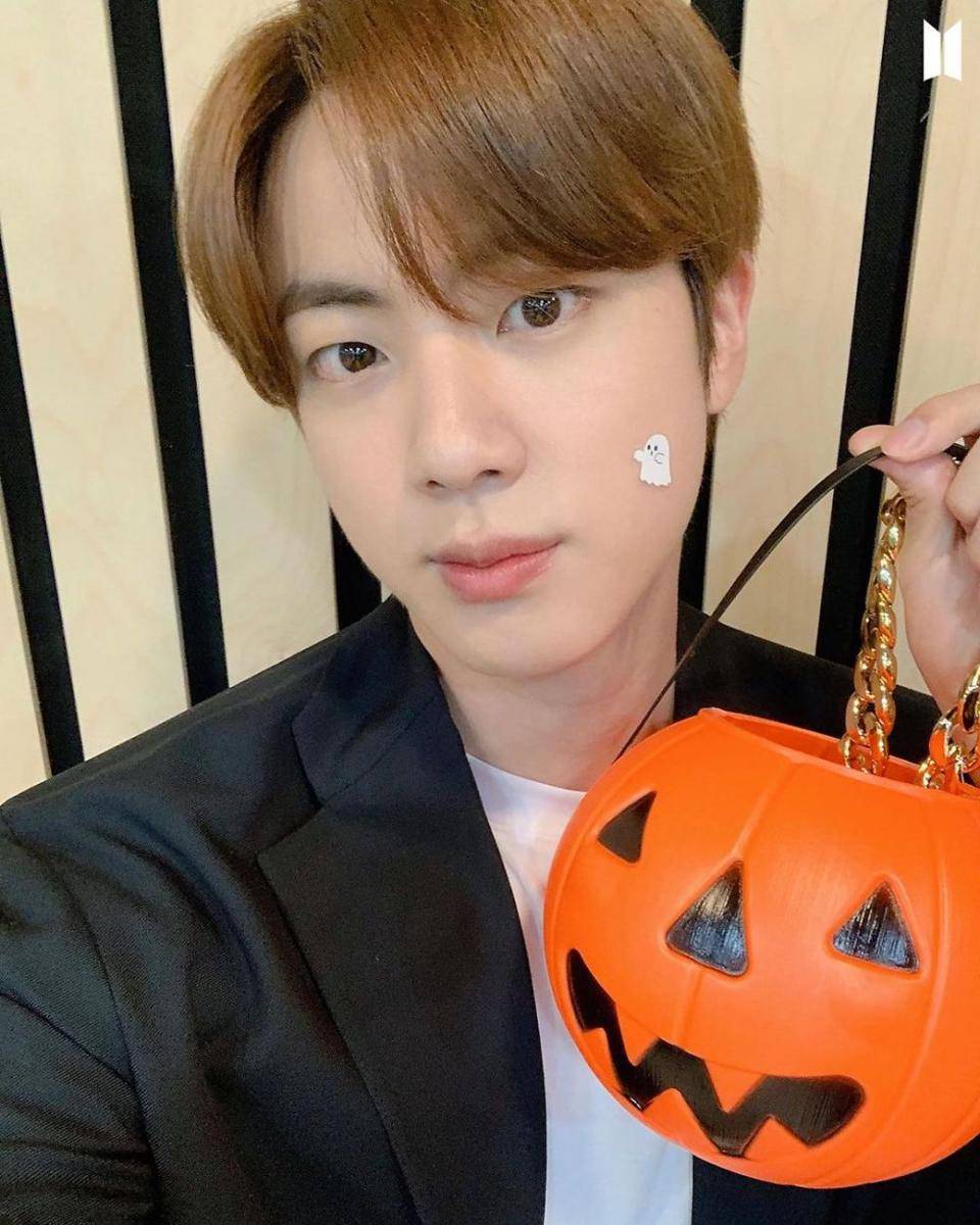 Instagram.com/seokjin