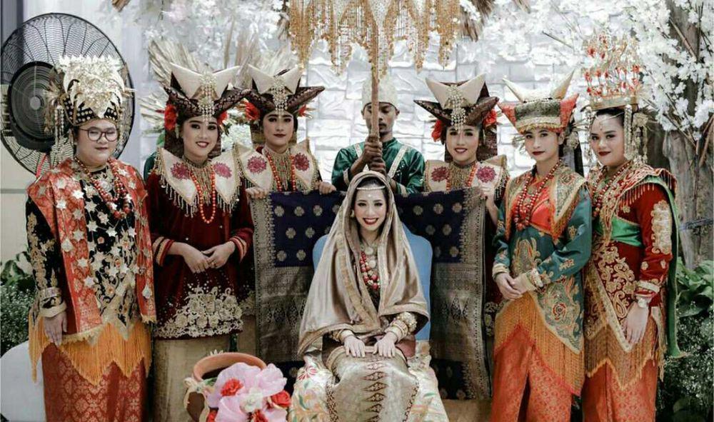 Menganut Matrilineal, 5 Istilah dalam Adat Minang yang Wajib Kamu Tau!