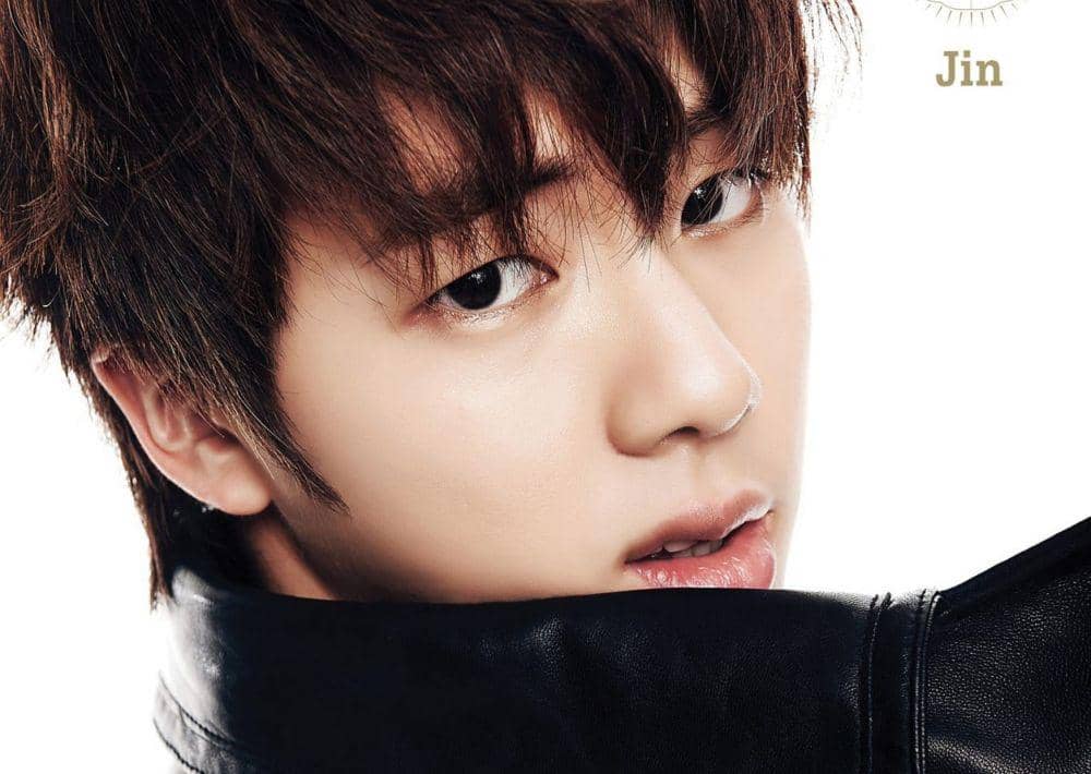Memesona Sejak Dulu! Ini 9 Potret Menawan Jin BTS Saat Baru Debut