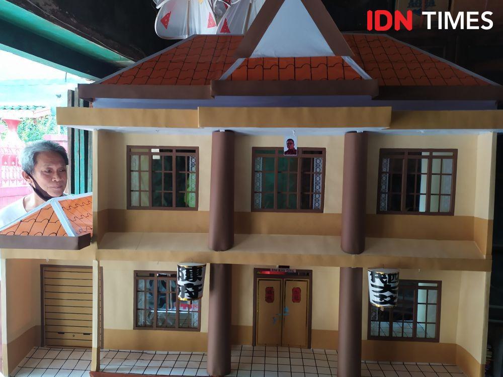 Perajin Rumah Arwah Jatuh Bangun Jaga Tradisi Warga Tionghoa Semarang