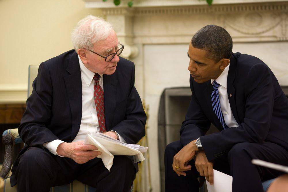 Warren Buffet (Wikimedia/By Pete Souza -flickr.com/photos/whitehouse/4793199789, Public Domain, https://commons.wikimedia.org/w/index.php?curid=11065121)