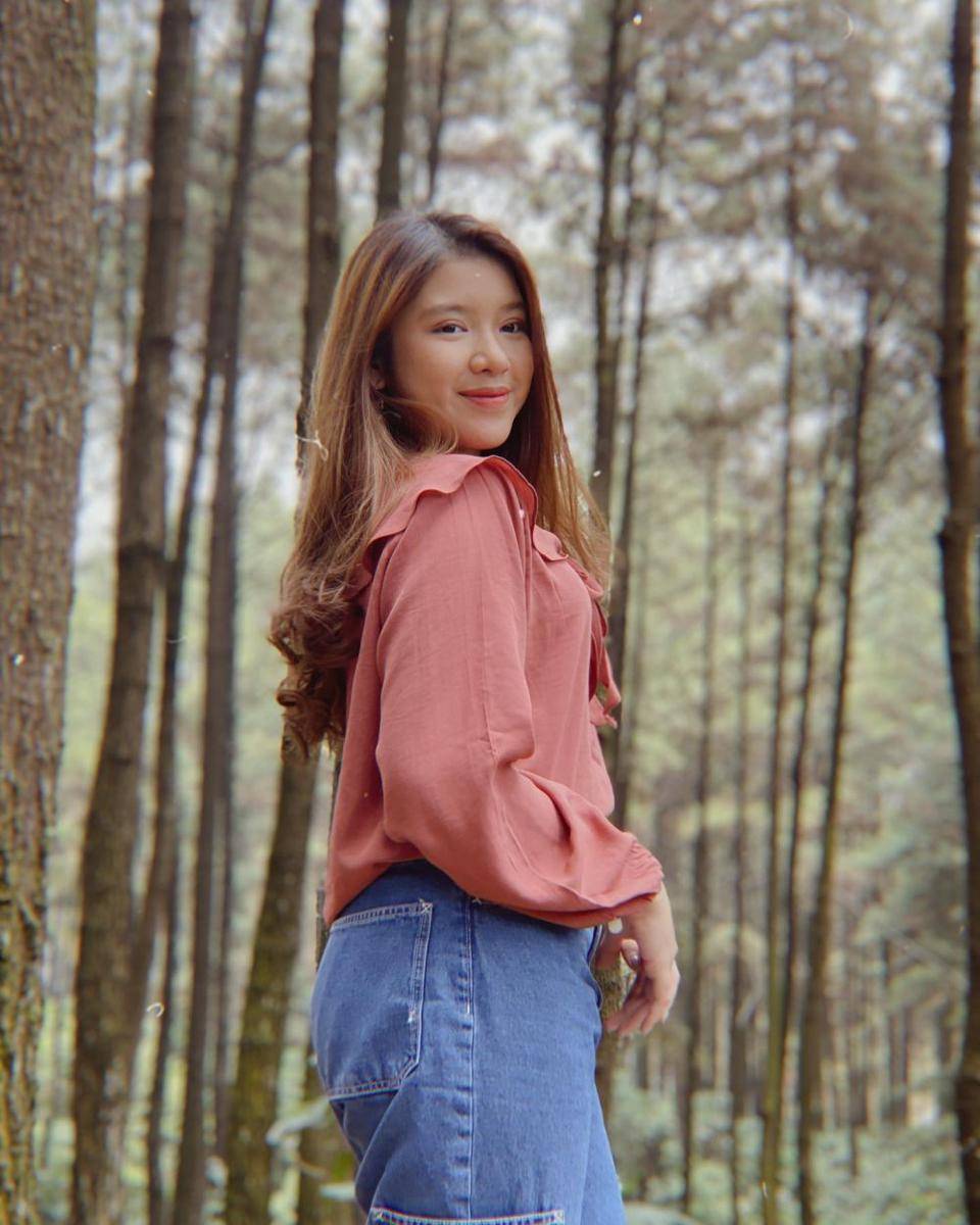 instagram.com/tiaraandini