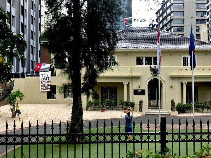 RI Protes Aksi Terobos KJRI Melbourne dan Pengibaran Bendera OPM