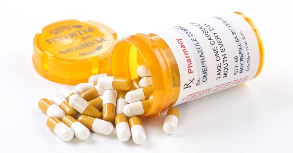 Omeprazole: Kegunaan, Dosis, Cara Pakai, dan Efek Samping