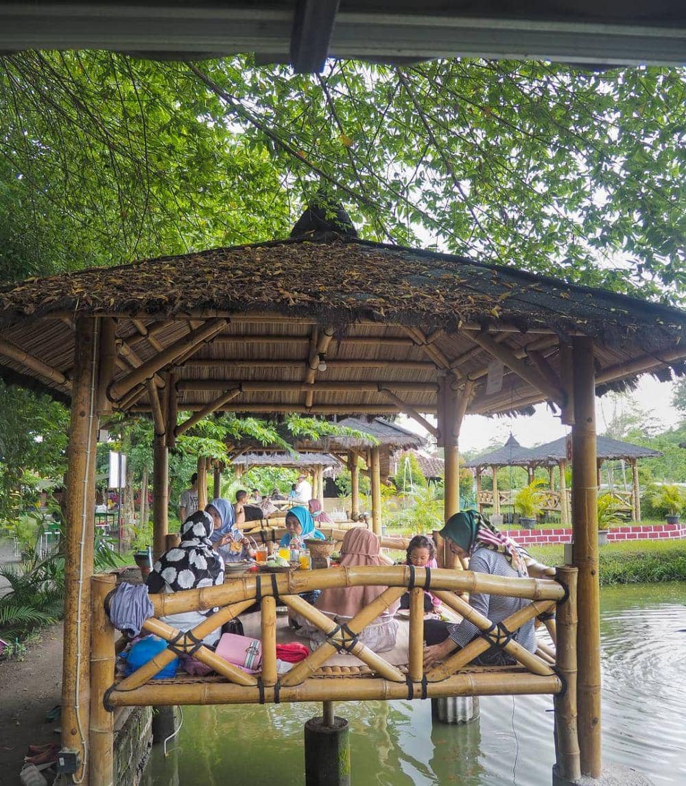 instagram/@moelih.ndeso