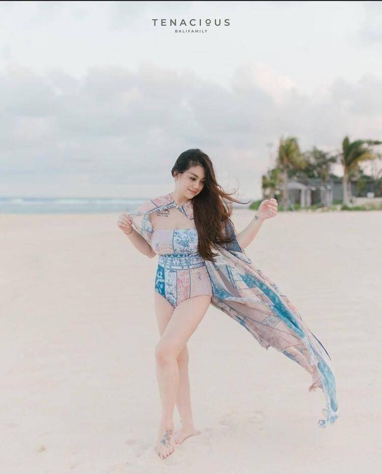 Instagram.com/celine_evangelista/