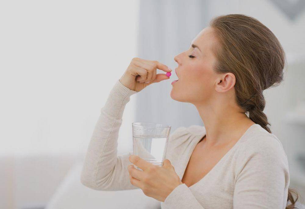 ilustrasi minum obat (parenting.com)