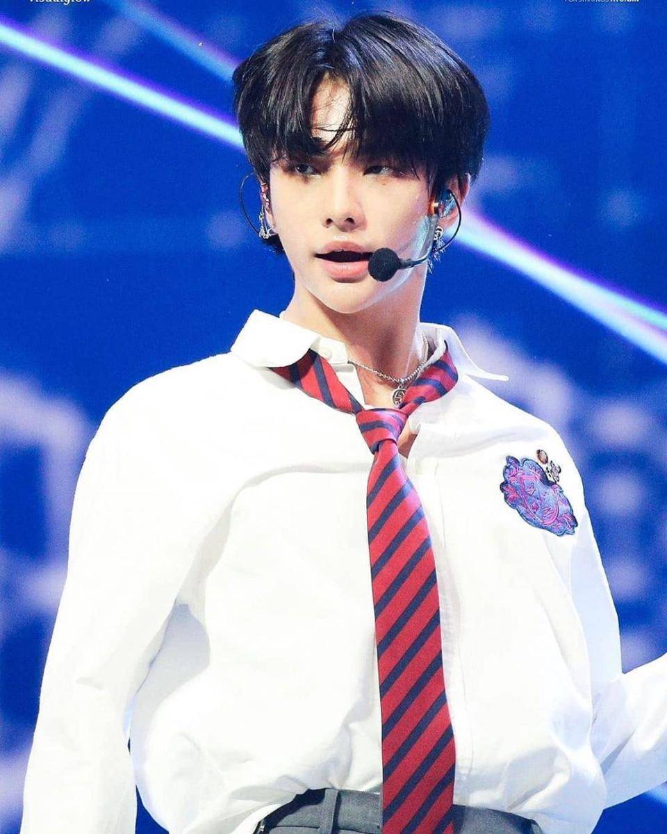Instagram.com/straykidshyunjins