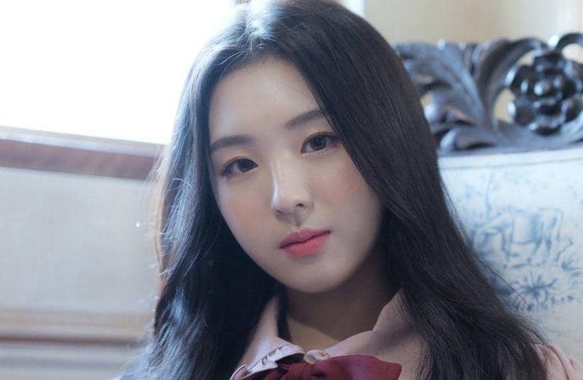10 Potret Menawan Jo Jueun, Maknae ARIAZ yang Berasal dari Daegu