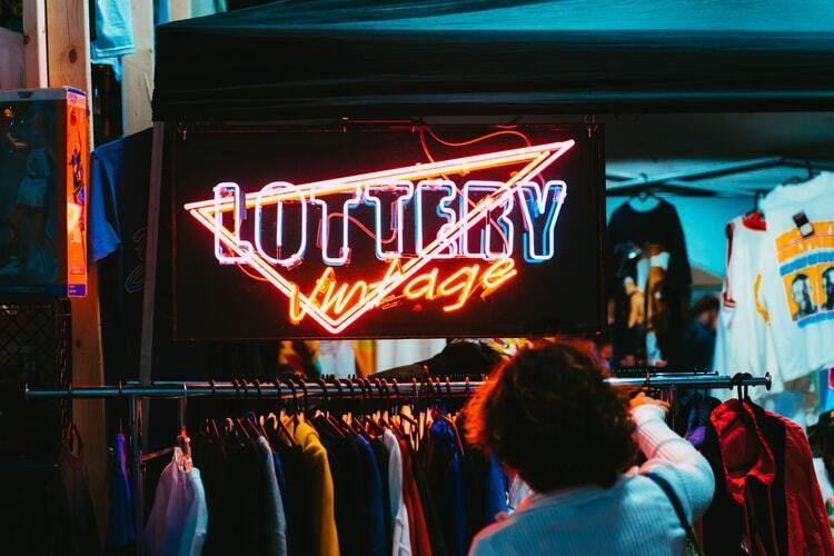 5 Alasan Mengapa Bisnis Thrift Shop Sangat Menguntungkan, Ingin Coba?