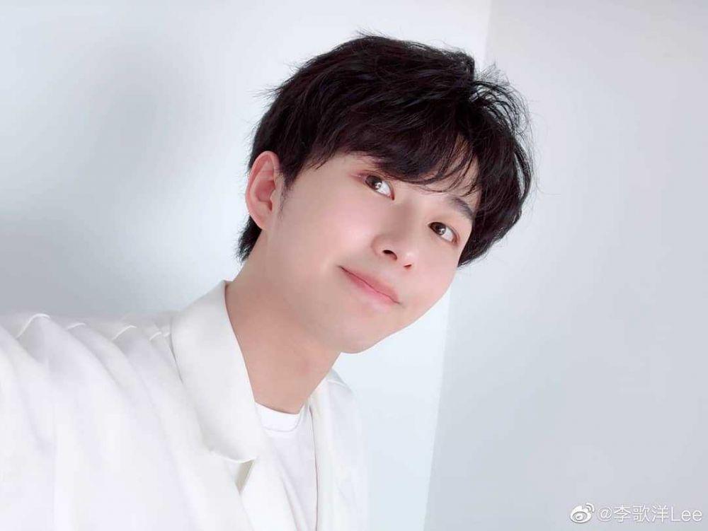 9 Potret Memesona Li Ge Yang, Spesialis Second Lead di Drama China