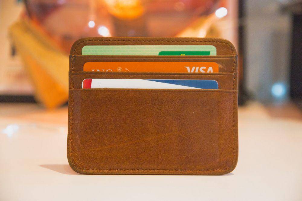 Ilustrasi dompet (unsplash.com/Stephen Phillips - Hostreviews.co.uk)