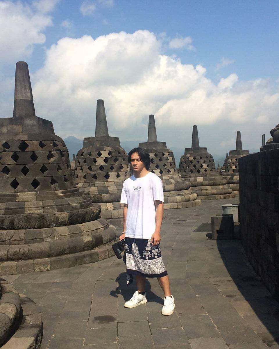 instagram.com/jefrinichol/