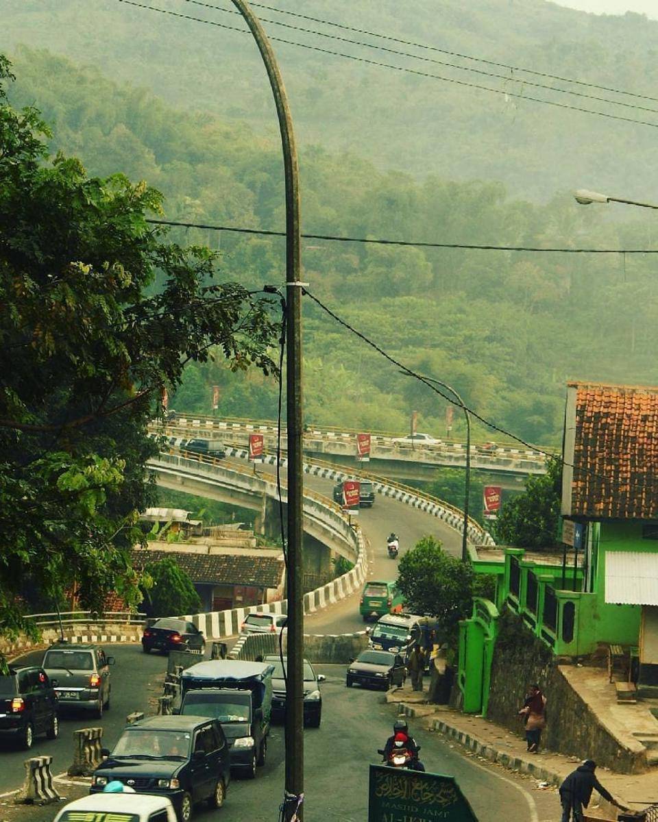 instagram.com/infobandungtimur_