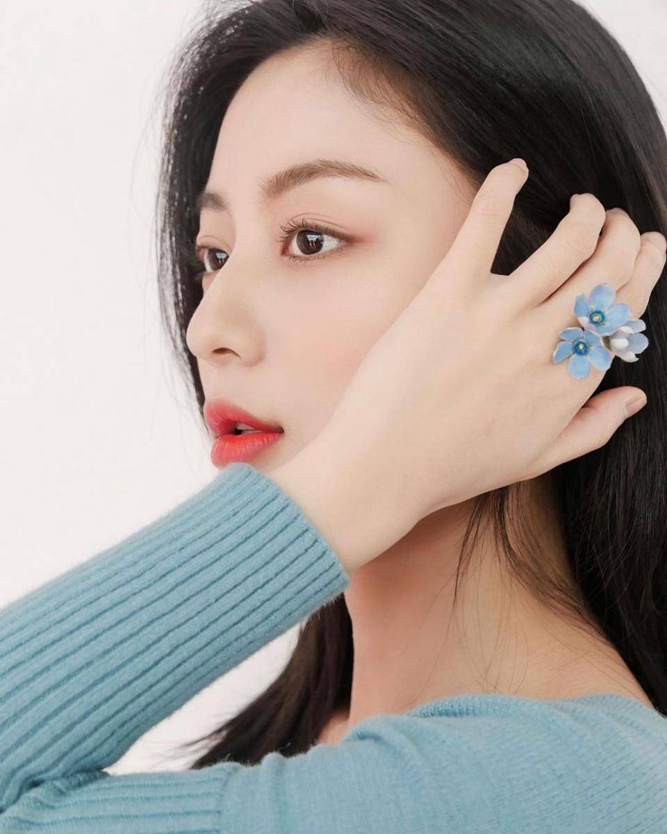 instagram.com/minah320_97