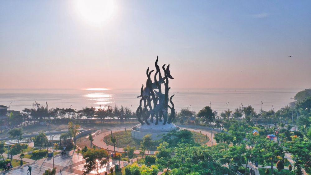 [QUIZ] Seberapa Luas Wawasanmu Tentang Kota Surabaya? Cari Tahu dengan Kuis Ini!