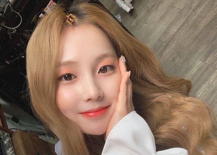 10 Potret Menawan Kim Yunji, Leader ARIAZ yang Mencuri Perhatian