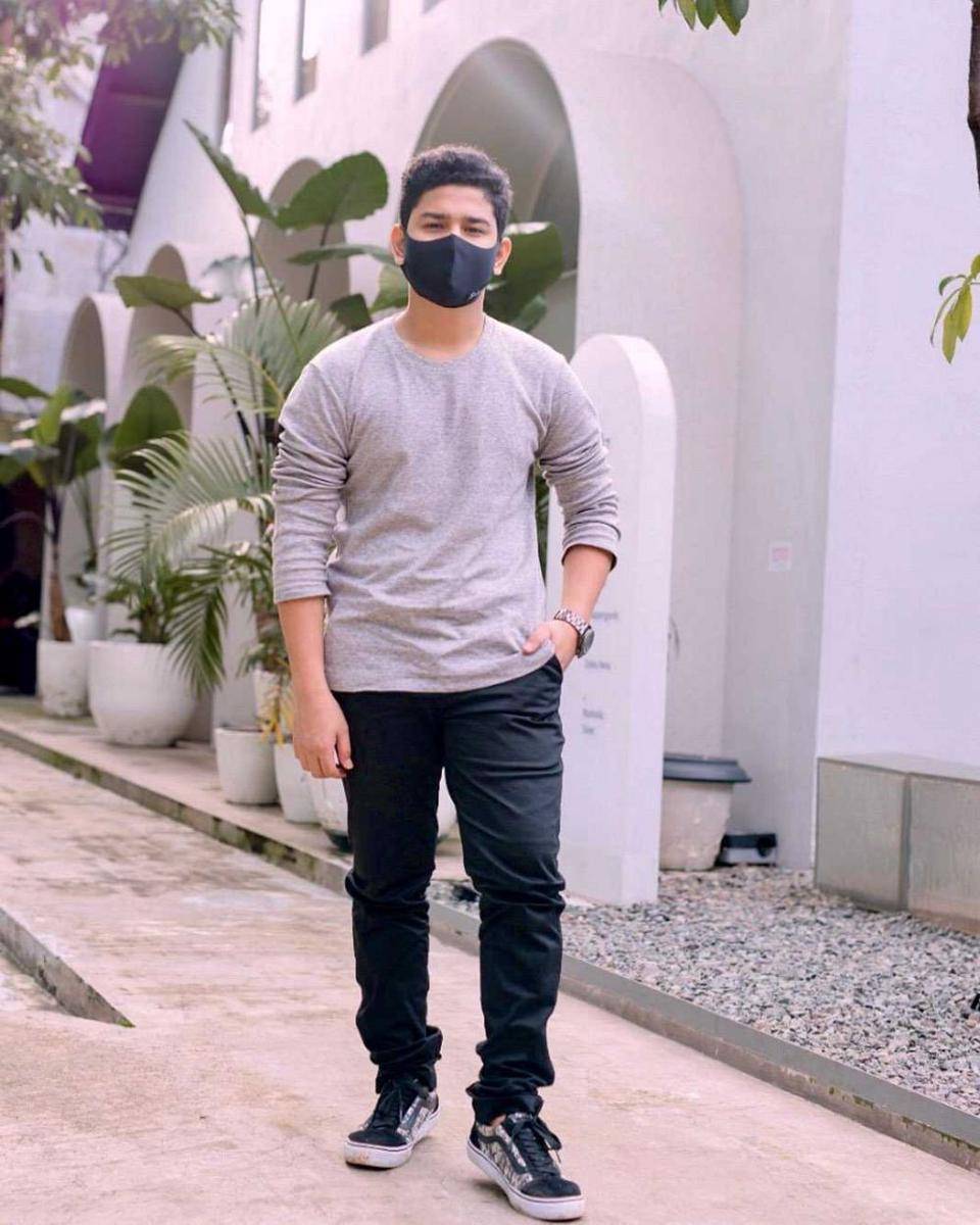 Instagram.com/syakirdaulay