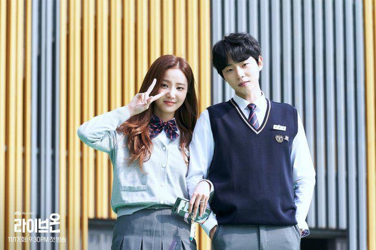 10 Potret Ro Jong Hyun dan Yeon Woo di KDrama 'Live On', Cute Couple!
