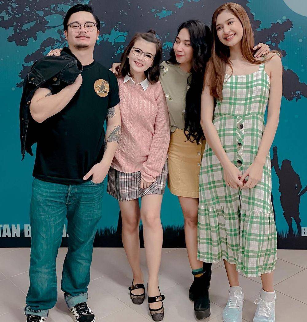 instagram.com/taniaputri1707/