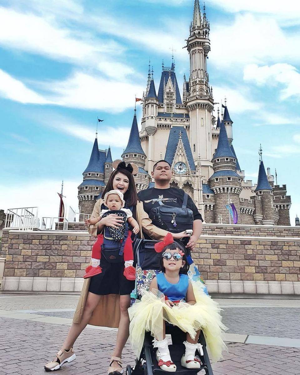 instagram.com/taniaputri1707/