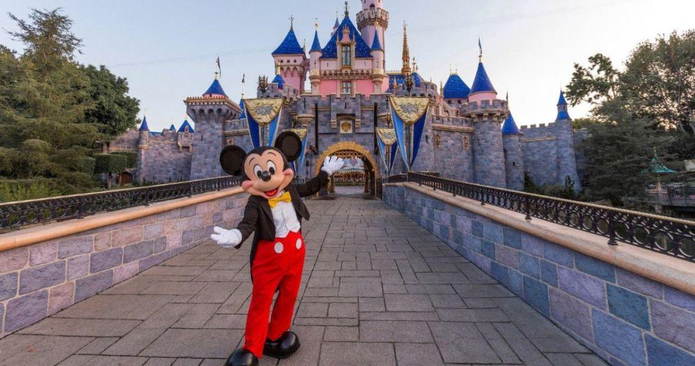 Penuh Tantangan, Begini 9 Sejarah Walt Disney membangun Disneyland