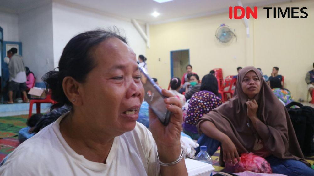 Cerita Sedih Pengungsi yang Selamat dari Banjir Tanjung Selamat
