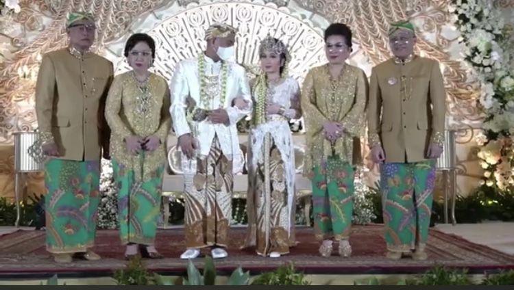 10 Potret Khidmat Akad Nikah Audrey, Putri Sulung Mario Teguh