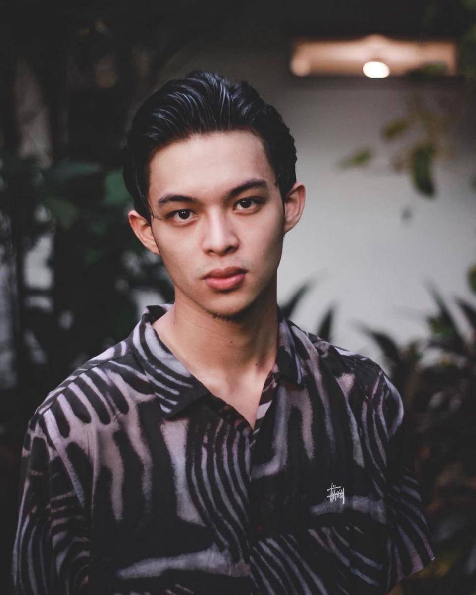 instagram.com/rey_mbayang