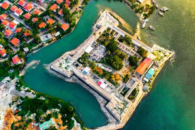 instagram.com/just_dilshan