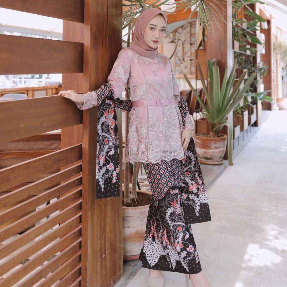 instagram.com/sin.sr