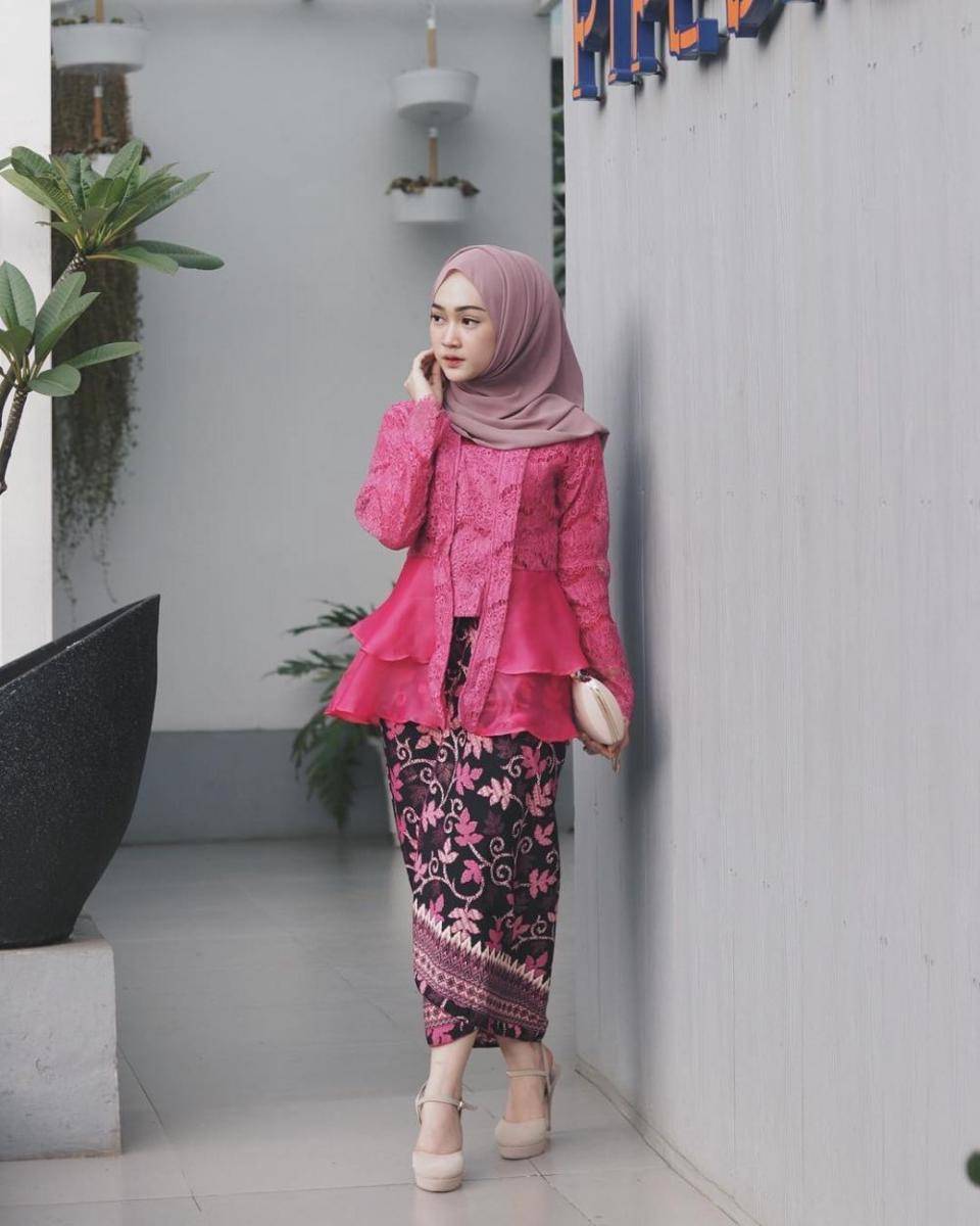 instagram.com/sin.sr