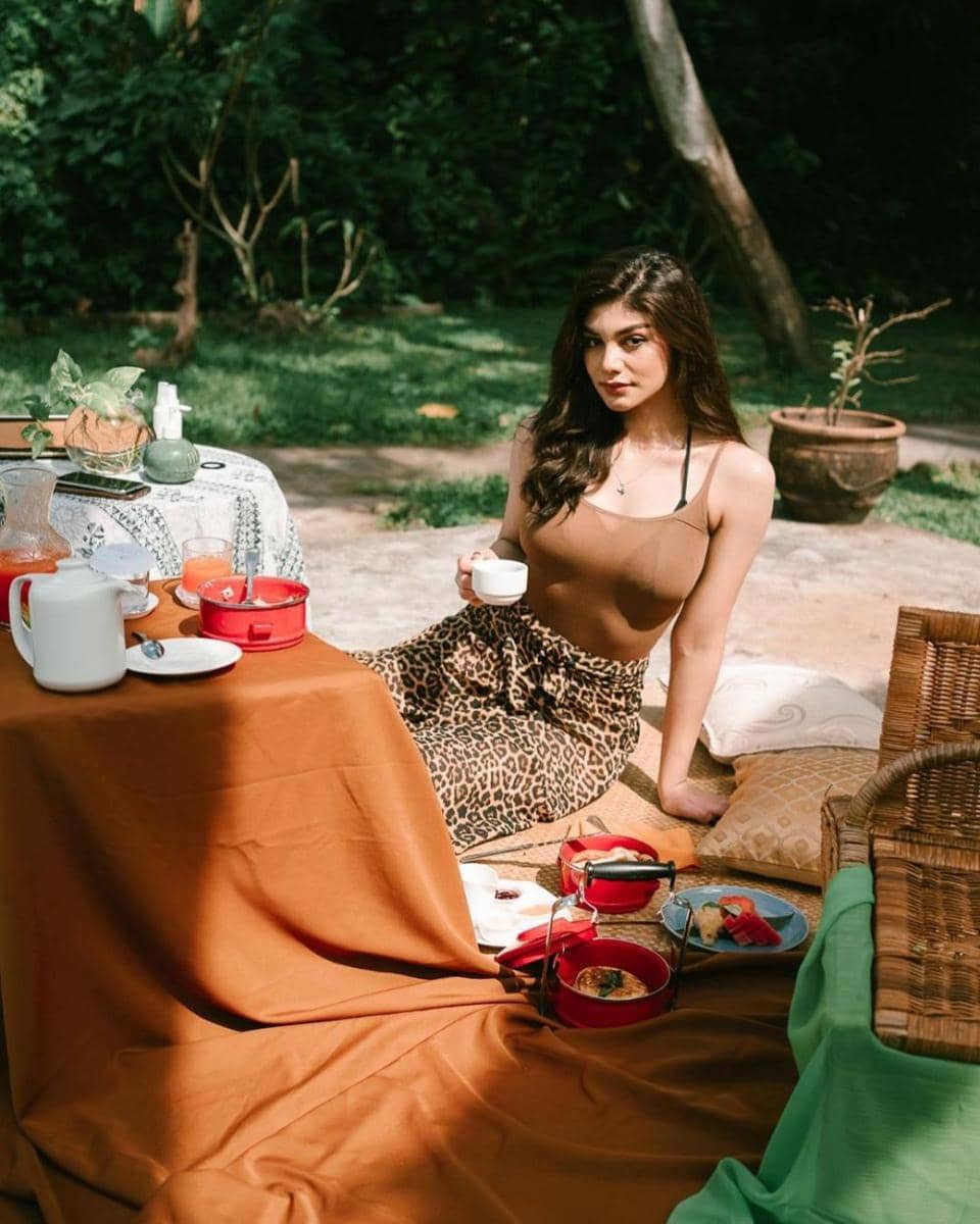 Instagram.com/jihanealmira