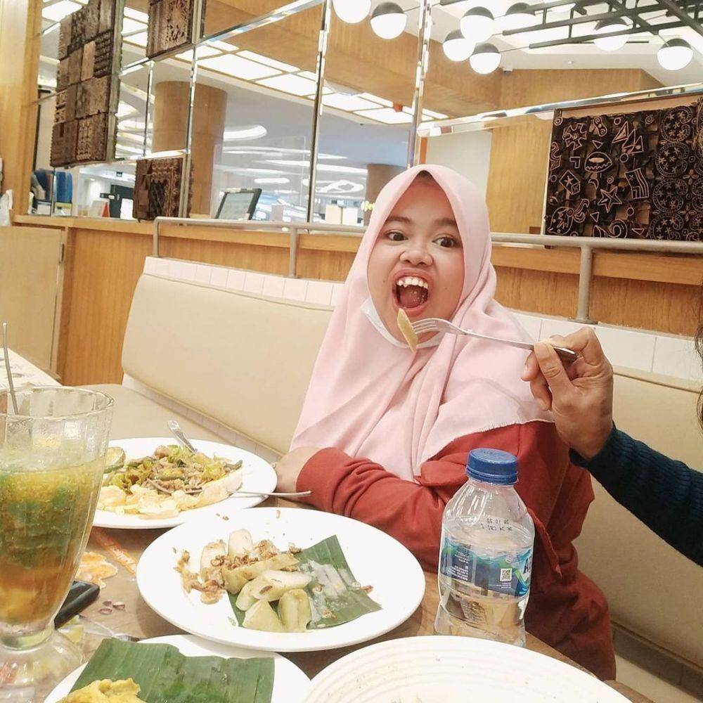Instagram.com/rahmawatikekeyiputricantikka23