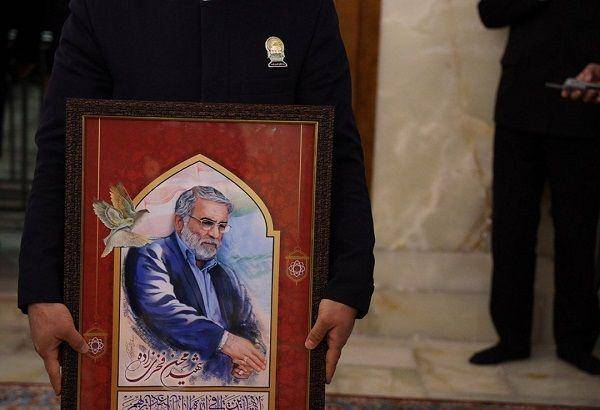 Upacara pemakaman ilmuwan nuklir ternama asal Iran, Mohsen Fakhrizadeh, pada tanggal 29 November 2020 lalu. (Twitter.com/uroojfatima_12)