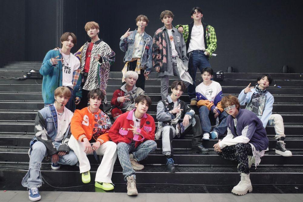 Tampil Berwarna, 9 Harga Outfit dan Aksesori SEVENTEEN di MAMA 2020