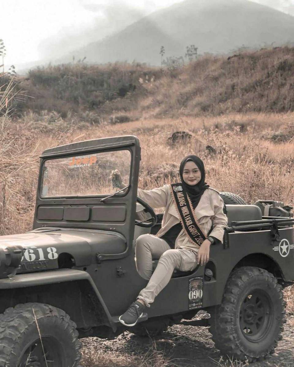 instagram.com/reynafakhira