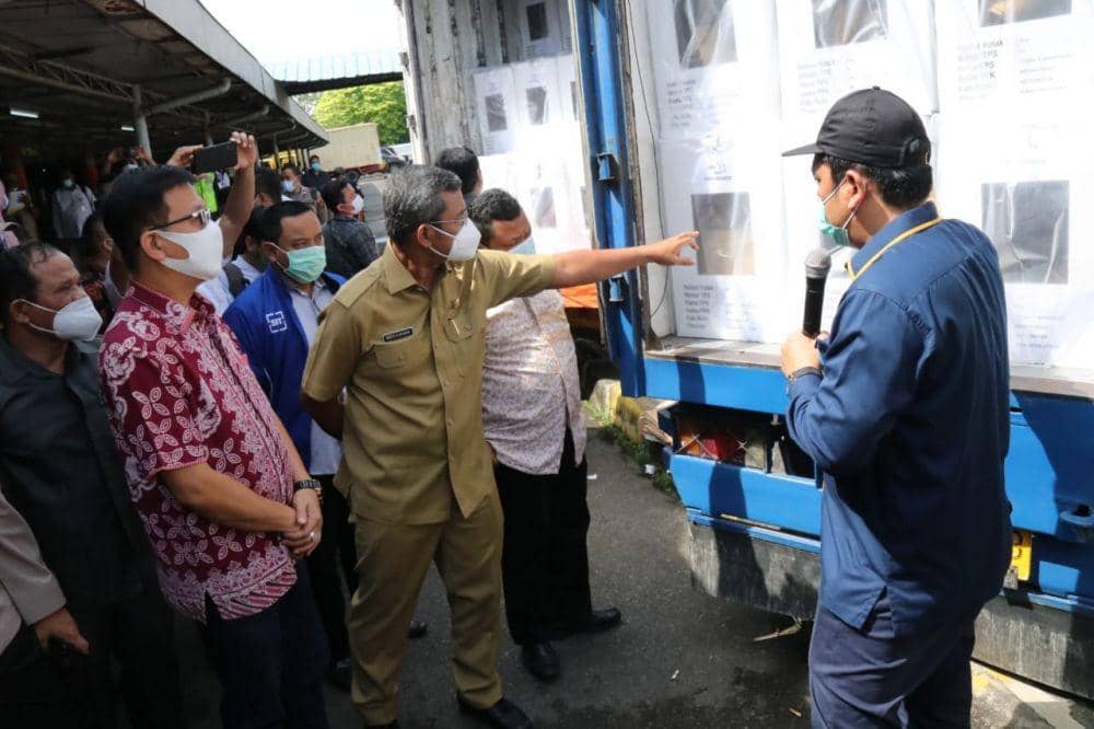 Logistik Pilkada Medan mulai didistribusikan ke 151 kelurahan. (Dok. IDN Times)